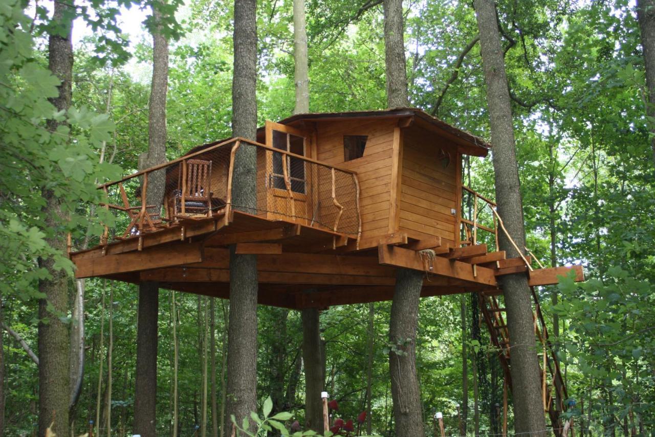 Treehouse V Brdech Villa Bohutin  Exterior photo