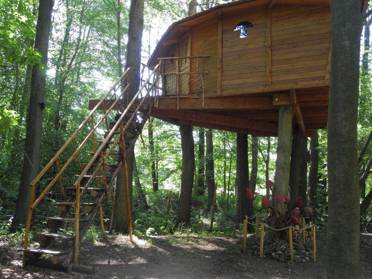 Treehouse V Brdech Villa Bohutin  Exterior photo